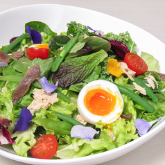 彩り野菜のニース風サラダ 玉ねぎとオリーブオイルのヴィネグレット