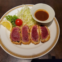 馬肉カツレツ レアー仕立て