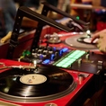 【DJブース】貸切歓迎！DJパーティーや、月に2回の店内ライブ（ジャズ・アコースティック）などイベントも定期的に開催♪