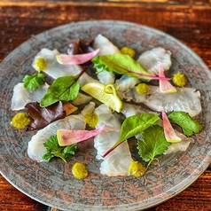 本日鮮魚のカルパッチョ