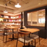 cafe &bar triad トライアドのロゴ