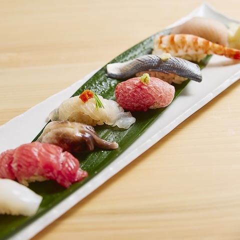 赤シャリで握る江戸前寿司や料理長が厳選した自慢の生本鮪をリーズナブルな価格で！