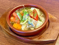 牛タンと豚バラ軟骨のブロード煮