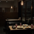 お客様に心からくつろいでいただけるよう、当店は照明にもこだわった店内をご提供しております♪昼とは違った雰囲気を楽しめる素敵な空間となっており、大切な人や友人とのご利用にぴったりです◎心に残る特別な時間を皆様でお過ごしいただけるよう、お迎えいたします！皆様のご来店を心よりお待ちしております◎