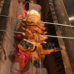 備長炭で豪快に！表面をじっくり焼きあげ身をふっくらに…食材の旨味を最大限に引き出しご提供します