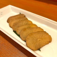 秋田の名物料理や麹料理を取り揃えております。