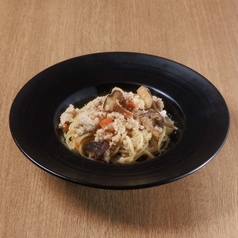 美桜鶏と椎茸の白ワインラグーパスタ