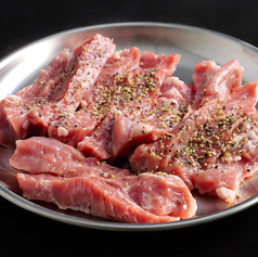 炭火焼肉 肉郎の特集写真