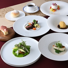 フレンチレストラン ロジェ 福山ニューキャッスルホテルのコース写真