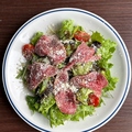 料理メニュー写真&nbsp;和牛のタタキのサラダ