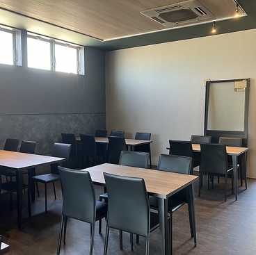 丸亀骨付鳥一丁の雰囲気1