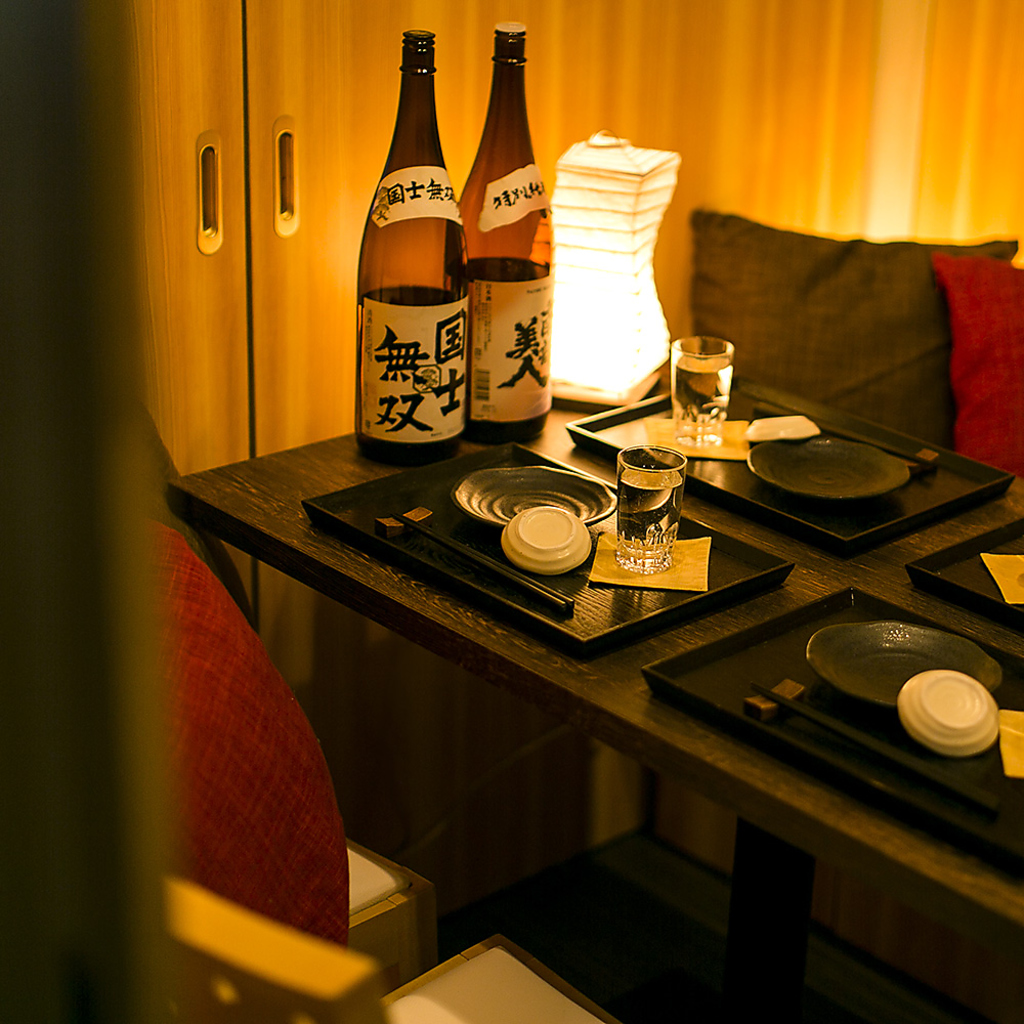 全国各地の選りすぐりの厳選日本酒・焼酎・海外の洋酒を取り揃えております。