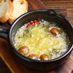 カマンベールチーズのアヒージョ