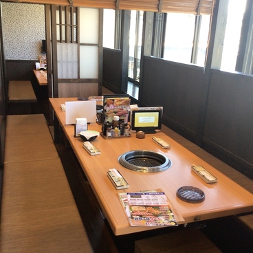 焼肉 ウエスト 甘木店の雰囲気1