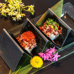 牛トロのこぼれ寿司2貫