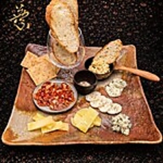 ファットリアビオのチーズ盛