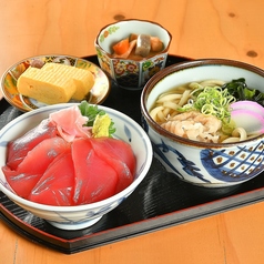 鉄火丼+肉うどんセット