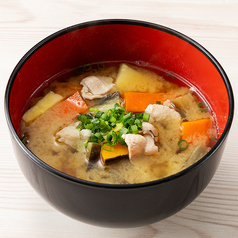 季節野菜の豚汁