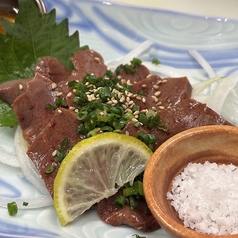 馬レバー刺し
