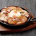 料理メニュー写真 チャーシューエッグ