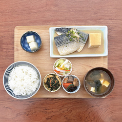 2種の味噌香る鯖の煮付け定食