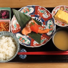 銀鮭いくら定食