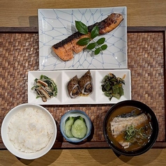 しゃけの味噌漬け定食