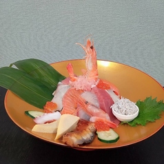 夜の海鮮丼