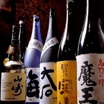 地鶏と合う焼酎は全部で20種以上あり。