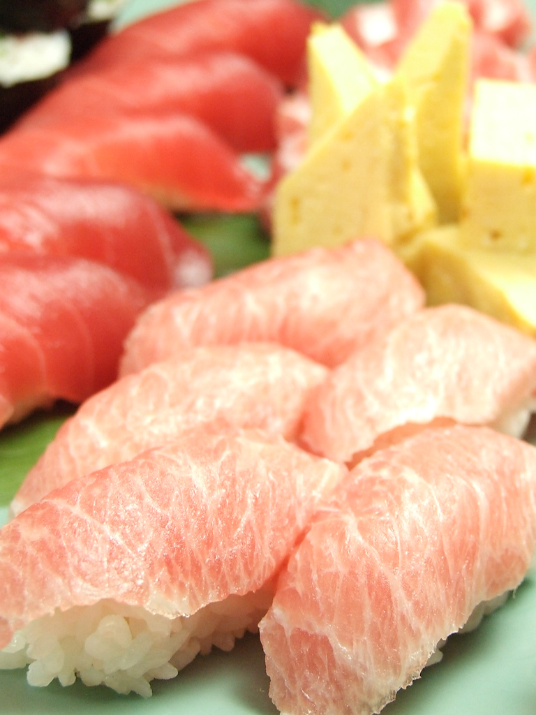 新鮮な魚介はお寿司でも楽しめます。