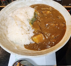 じっくり煮込んだラムカレー