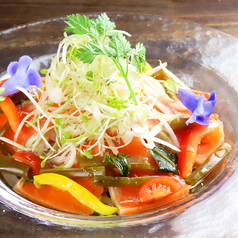 スモークサーモンとクリームチーズのイタリアンサラダ