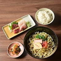 丼メニューは味噌汁を沖縄そばへご変更いただけます☆