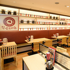 担担麺専門店 想吃担担面 栄店の雰囲気1