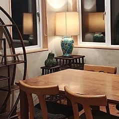 貸し切り可能。(12名まで) お座敷は個室料2000円いただきます。 