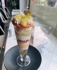 シャインマスカットパフェ