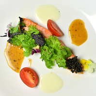 鹿児島県の食材をメインで使用する、こだわりの料理