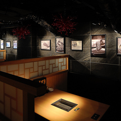 落ち着いた雰囲気のテーブル席はデートやご友人とのお食事会にピッタリ♪焼肉でお祝いはいかがですか♪土古里でぜひお祝いさせてください♪