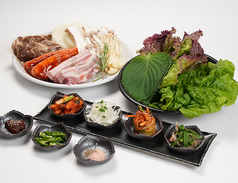 韓国料理専門店 ブサンオンニの特集写真