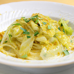 季節野菜とサルデニア産カラスミのスパゲッティーニ