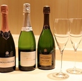 【ワイン・シャンパンも豊富に取り揃えております】