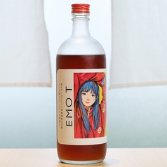 爽快感満点です！国産紅茶と焼酎の新感覚ドリンクEMOT！