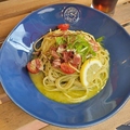 料理メニュー写真&nbsp;生ハムのジェノベーゼパスタ