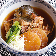 定番料理や人気メニューを豊富に揃えています◎