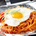 料理メニュー写真&nbsp;【人気商品】鉄板ナポリタン！