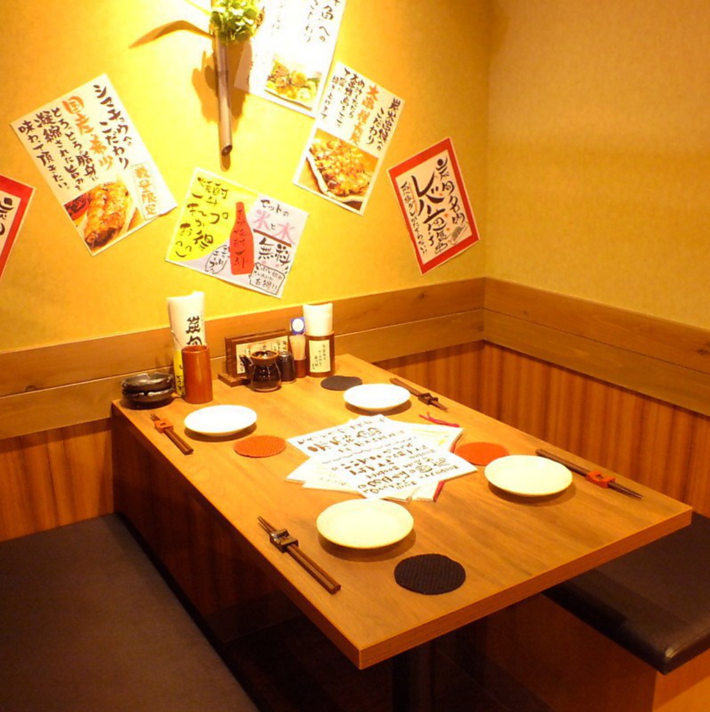 周りを気にせずご宴会♪20名様まで対応の個室有り※写真は系列店