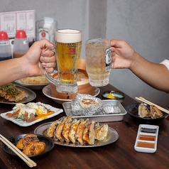 ネオ大衆酒場 食べ放題個室居酒屋 餃子のかっちゃん 京都西院店の特集写真
