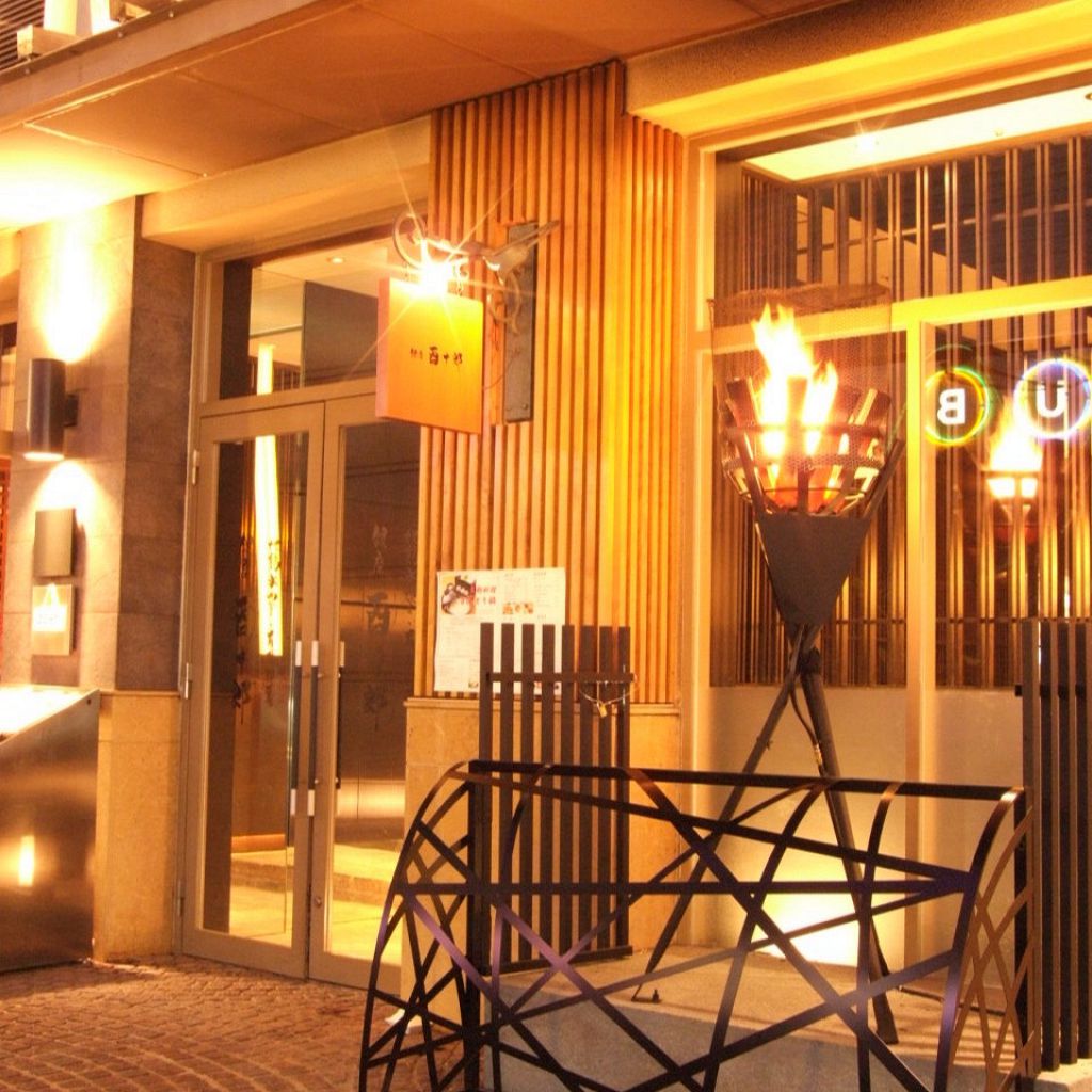 クラブチッタ前！映画後などデートにおすすめ♪店頭にはかがり火で雰囲気バツグンの外観！