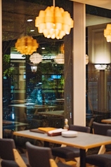 ピッツェリア イゾラ 博多の雰囲気2