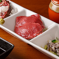 絶品和牛炙りユッケ刺身と希少部位の六種盛り合わせ